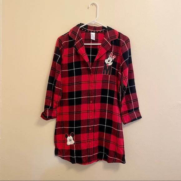 Mickey and Minnie Flannel - Picture 1 of 3
